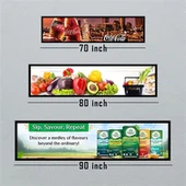 Skrin tar-reklamar diġitali mmuntat fuq il-ħajt